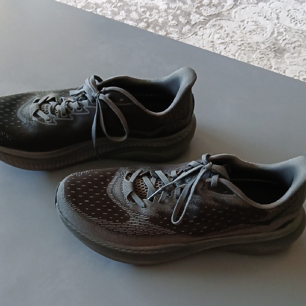 Hoka Black Athletic Shoes with Cushioned Sole and Minimalist Design